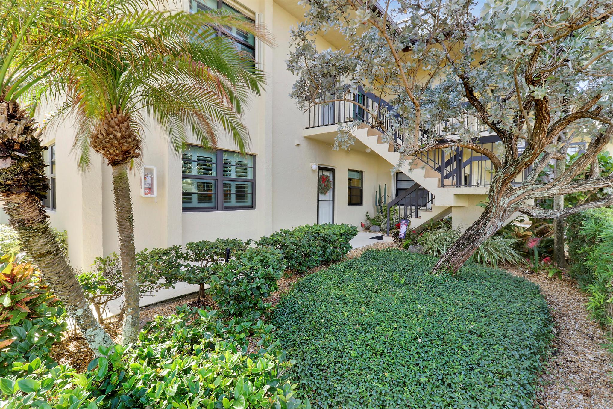 SEAMIST CONDO - Residential Lease