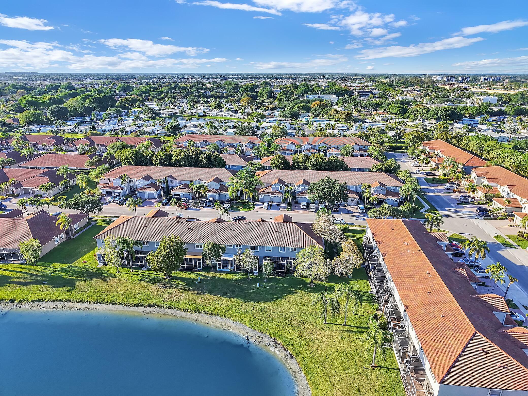 MIZNER POINTE OF BOCA VIA ANCHO - Residential