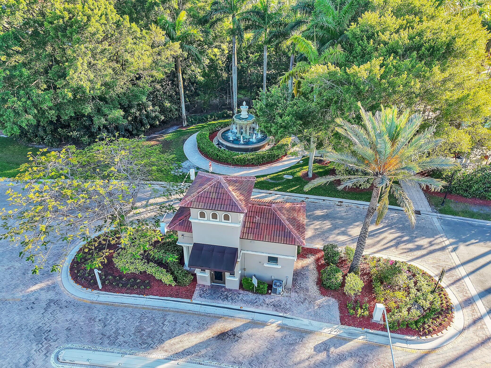 MIZNER POINTE OF BOCA VIA ANCHO - Residential