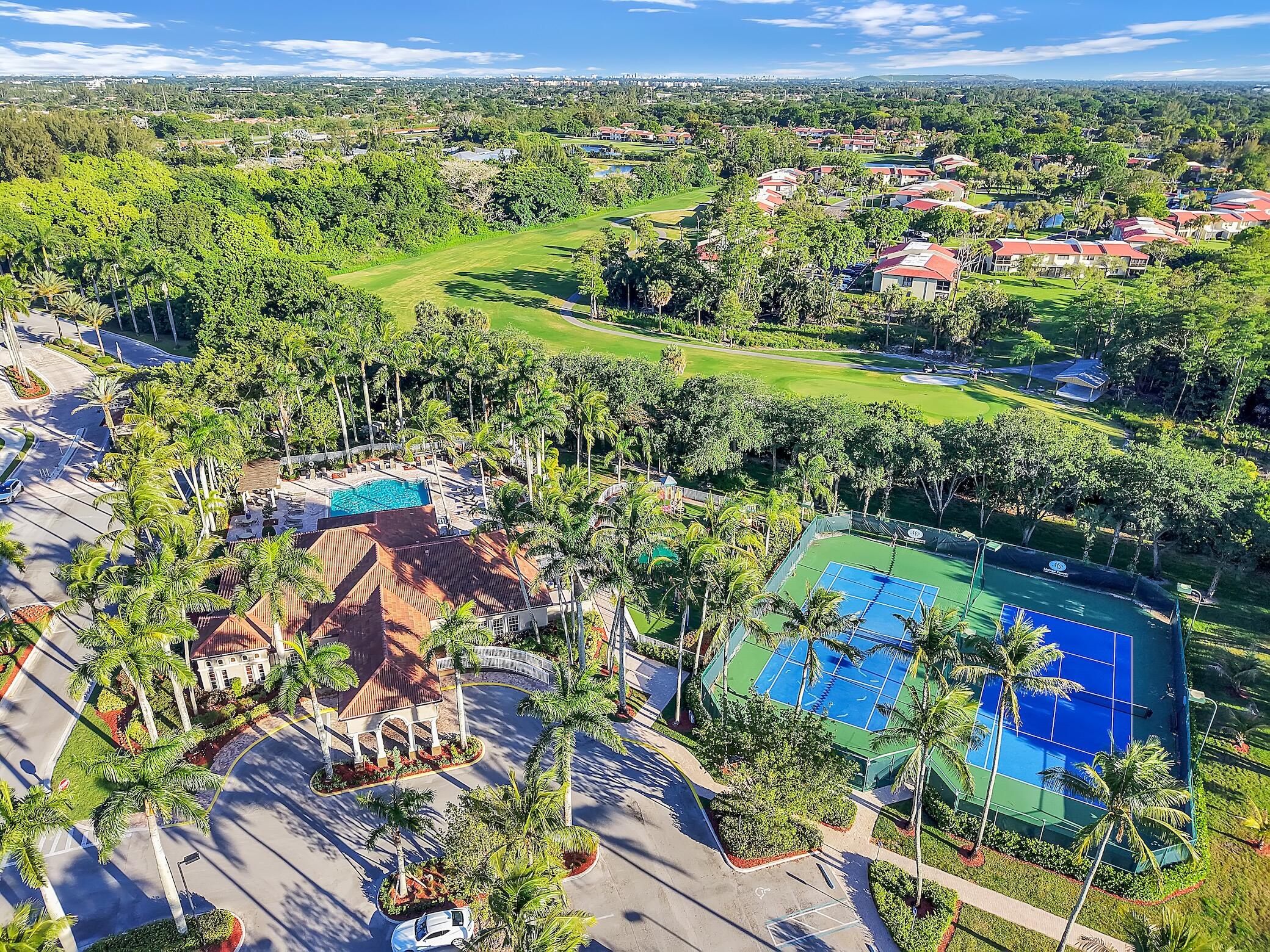 MIZNER POINTE OF BOCA VIA ANCHO - Residential