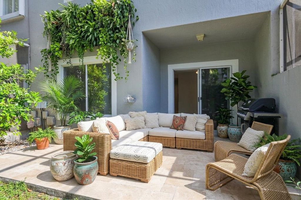 Photo of 8297 Via Leonessa, Boca Raton, FL 33433 (MLS # B26025262)
