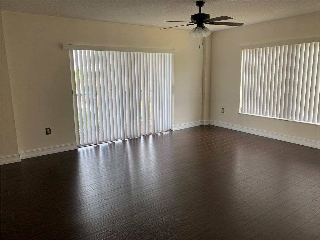 Manors of Inverrary - Residential