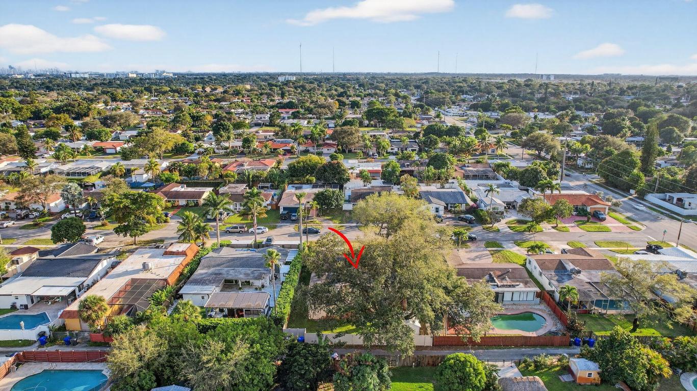 HOLLYWOOD HILLS AMEN PLAT - Residential