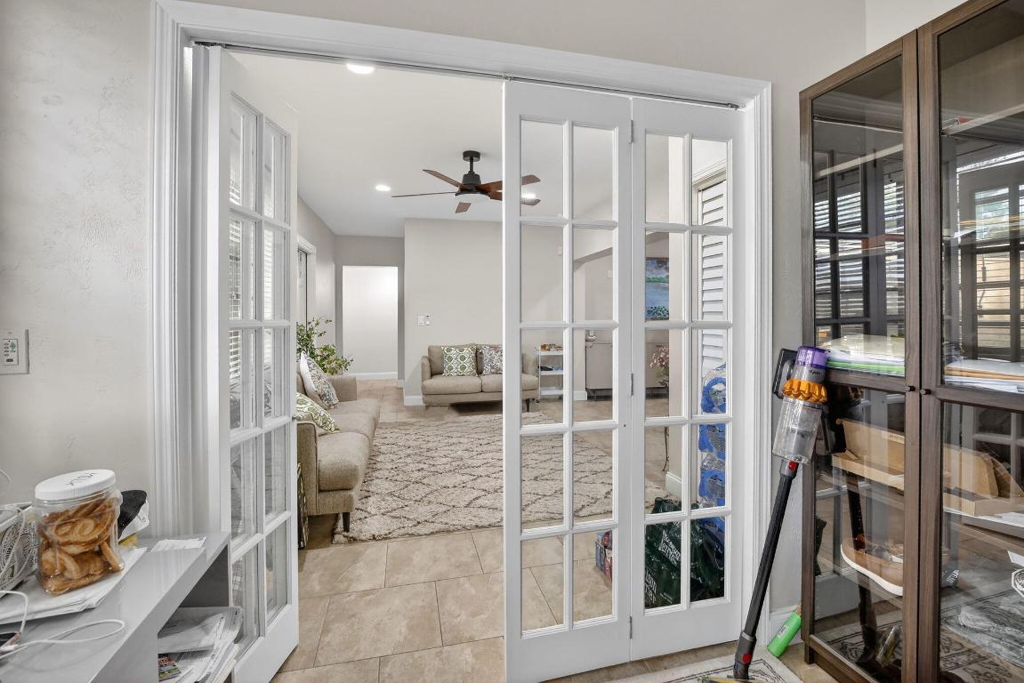 HOLLYWOOD HILLS AMEN PLAT - Residential