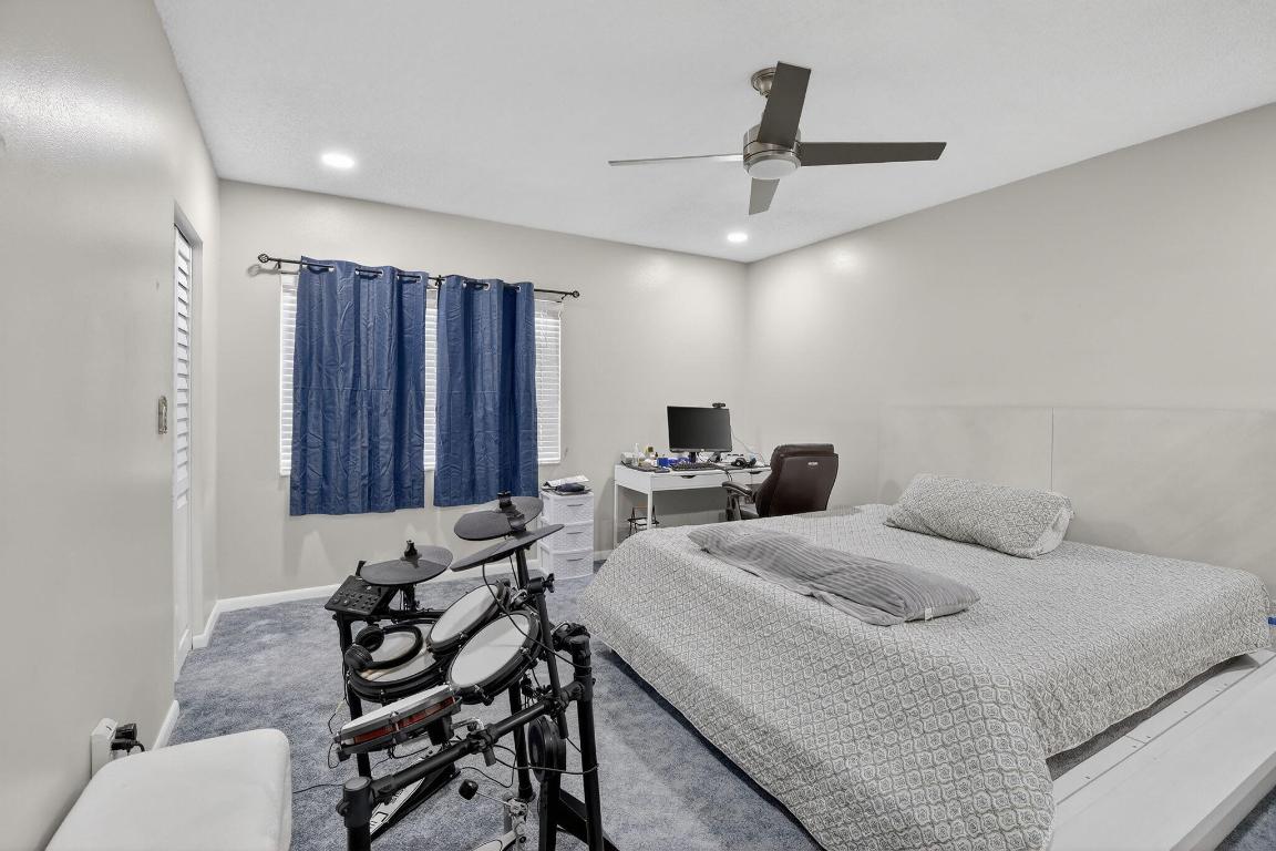 HOLLYWOOD HILLS AMEN PLAT - Residential