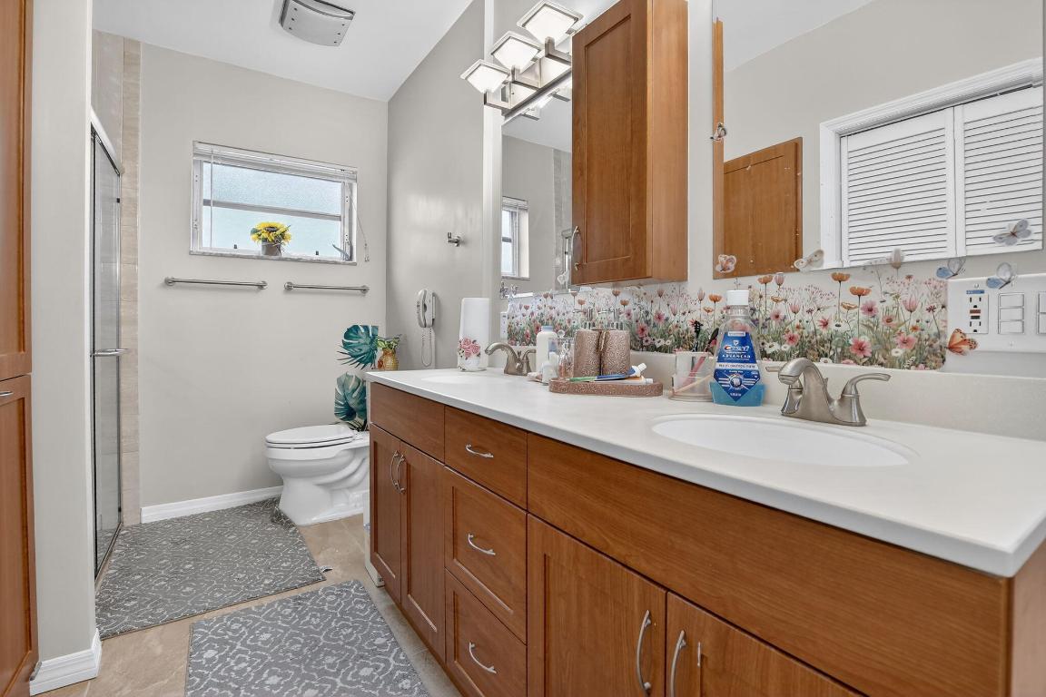 HOLLYWOOD HILLS AMEN PLAT - Residential