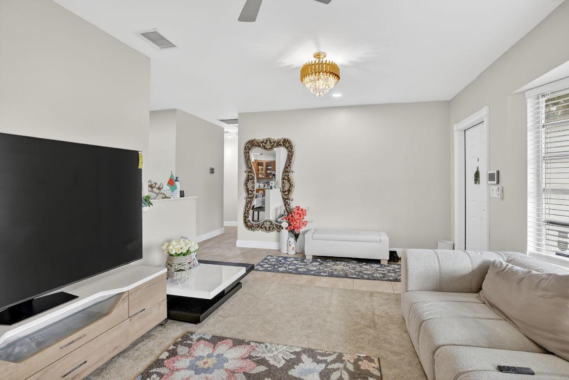 HOLLYWOOD HILLS AMEN PLAT - Residential