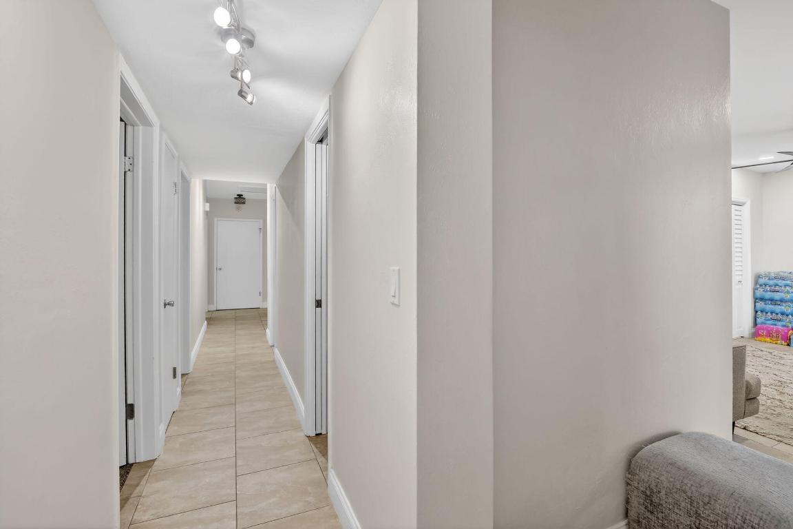 HOLLYWOOD HILLS AMEN PLAT - Residential