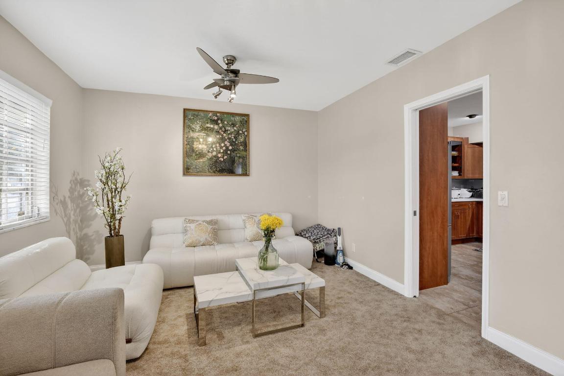 HOLLYWOOD HILLS AMEN PLAT - Residential