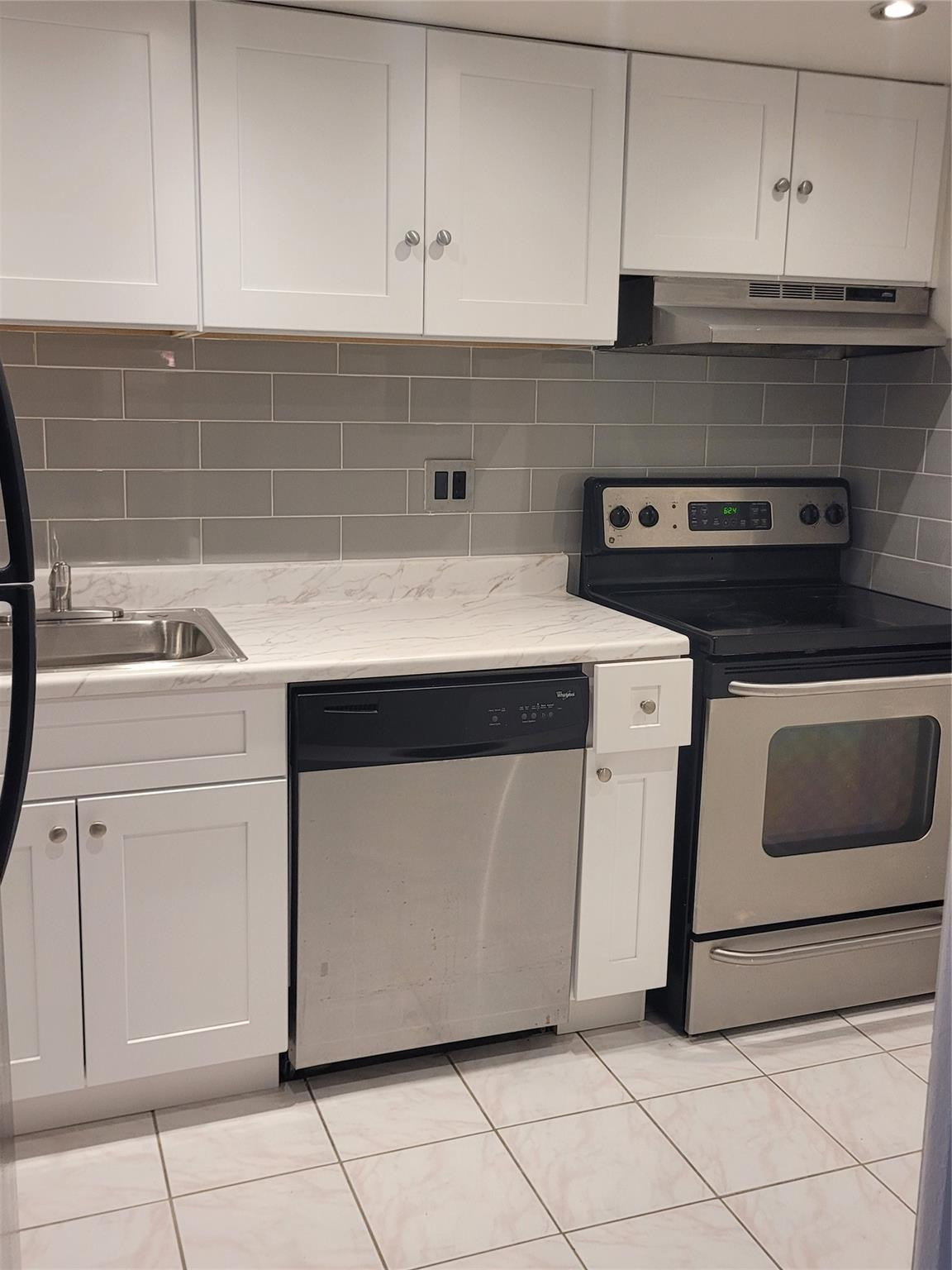 INTERNATIONAL VILLAGE - Residential Lease