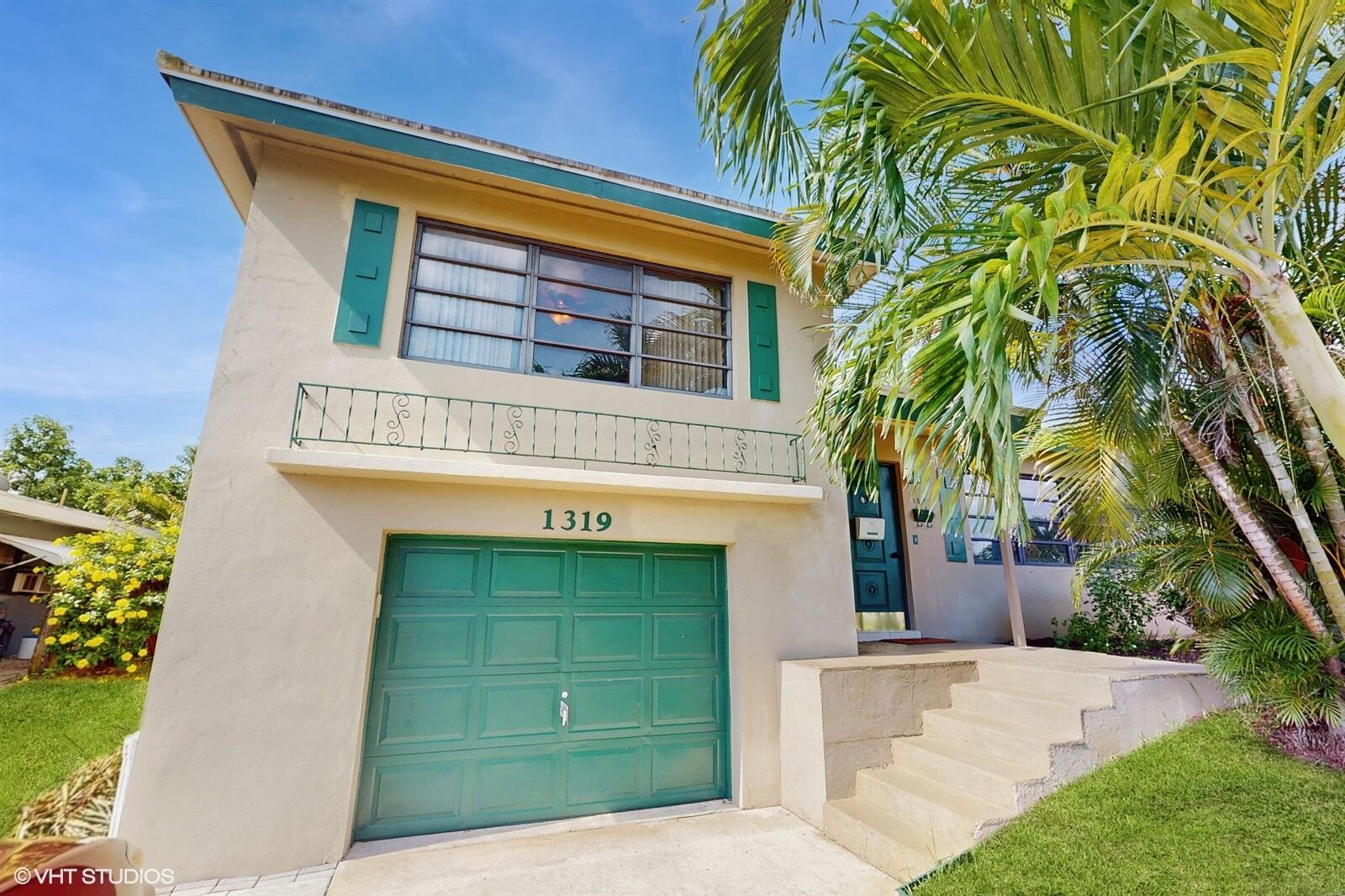 1319 Lake Erie Drive