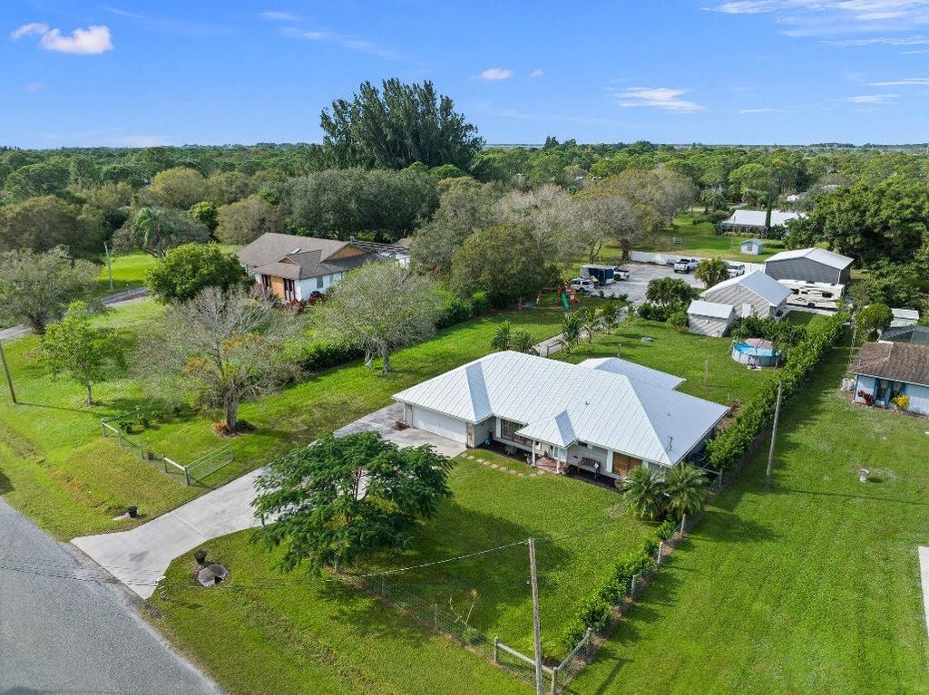 Photo of 5417 Palmetto Drive, Fort Pierce, FL 34982 (MLS # R10942658)