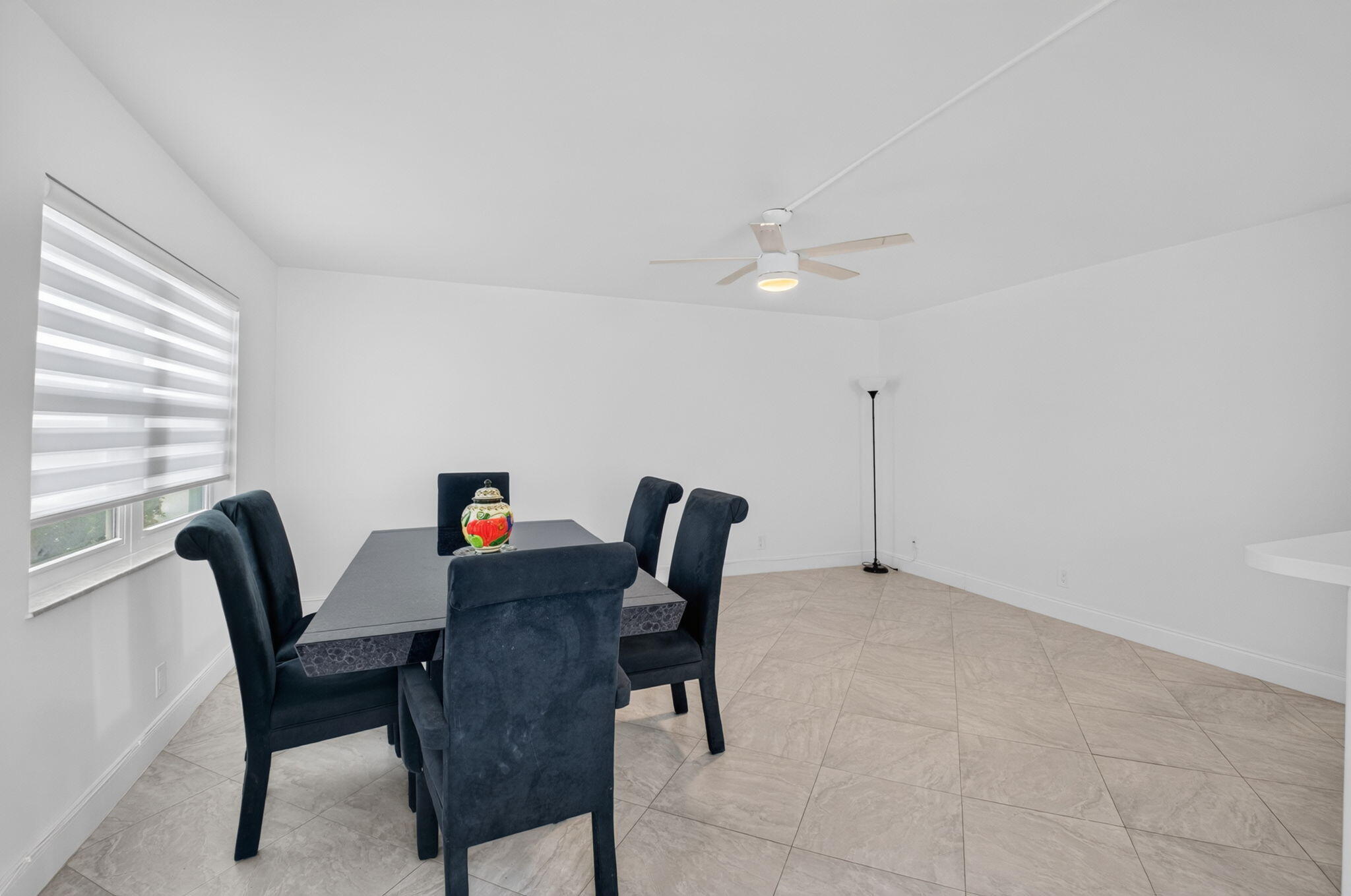 390 Normandy I, Delray Beach, FL, 33484/$174,900 3 390 Normandy I