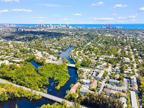 EDGEWATER TOWNHOMES - Residential