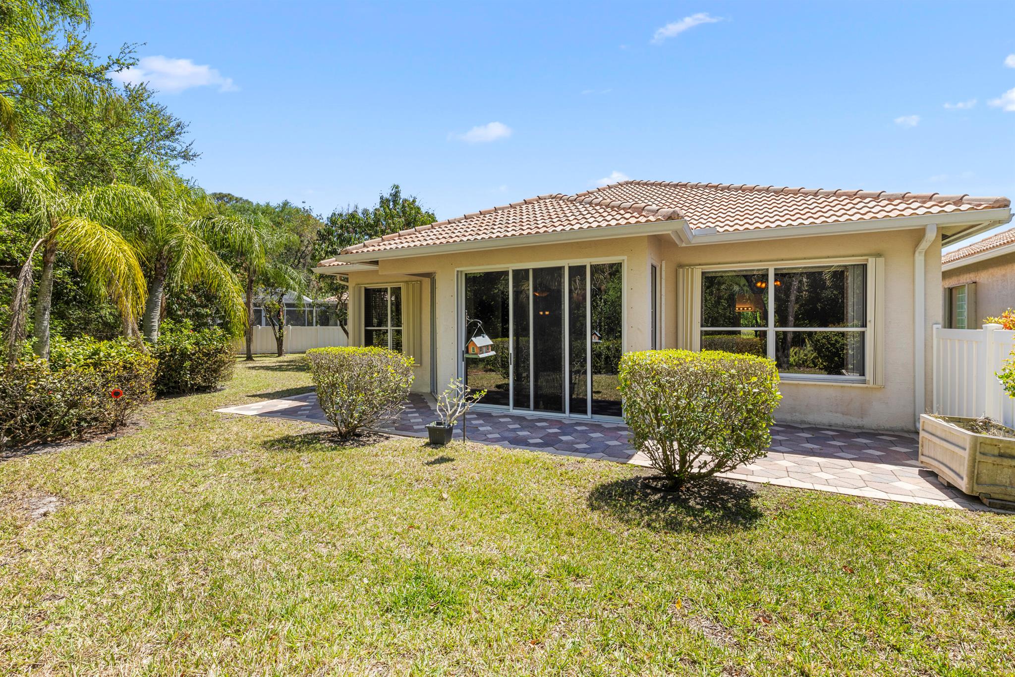 8835 Gibson Cay