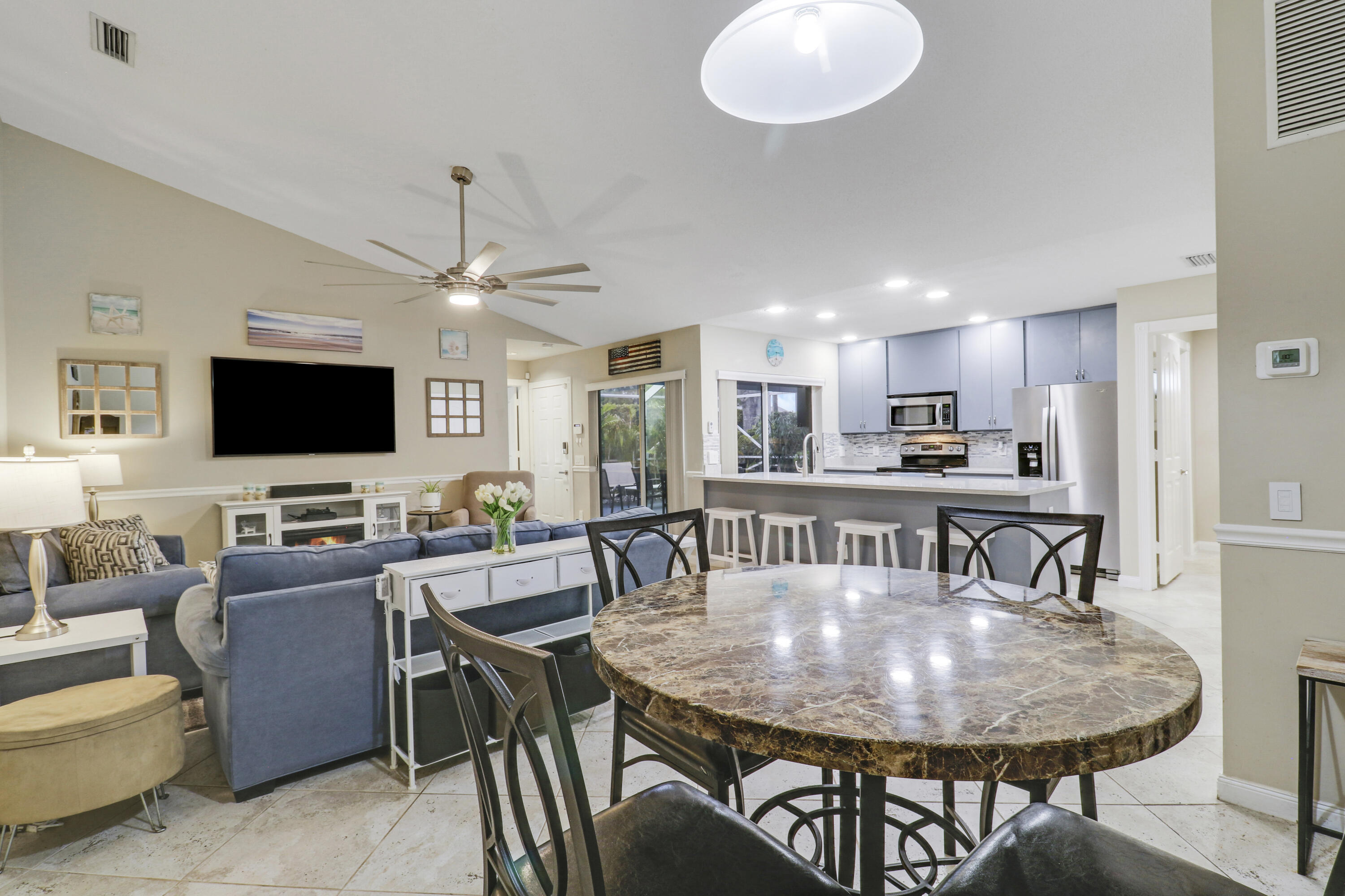 SUNTERRACE AT THE GARDENS - Residential