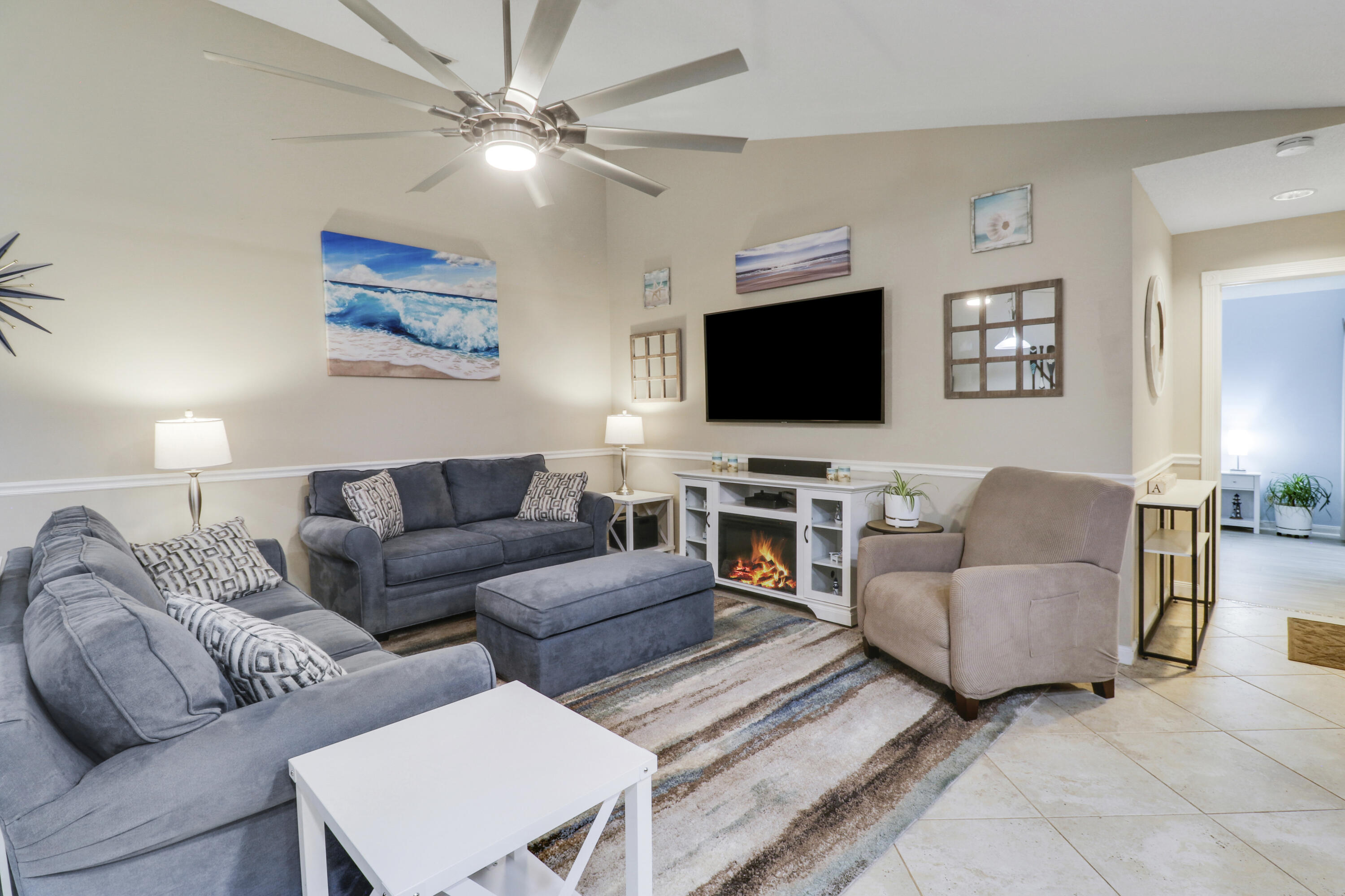 SUNTERRACE AT THE GARDENS - Residential