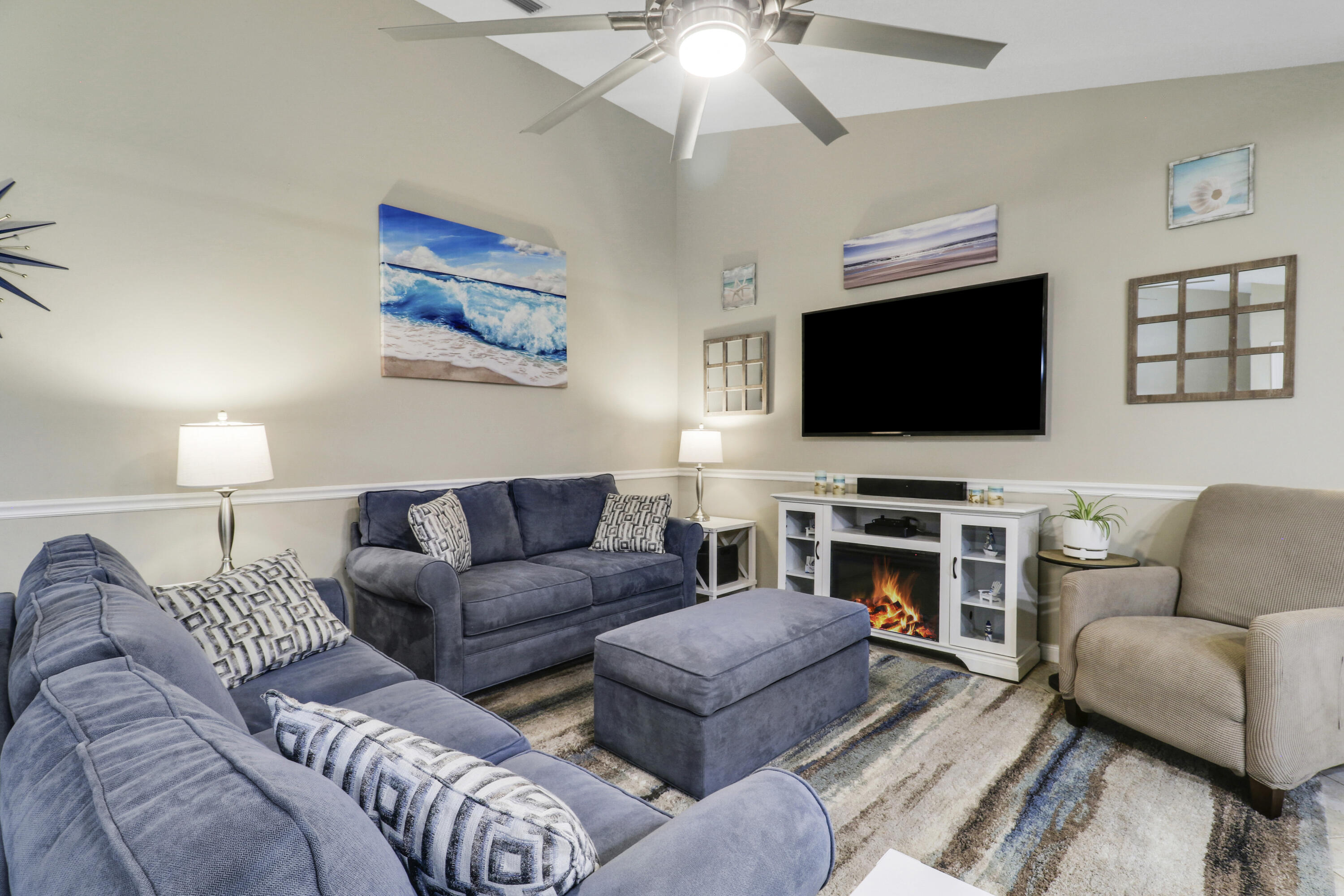 SUNTERRACE AT THE GARDENS - Residential