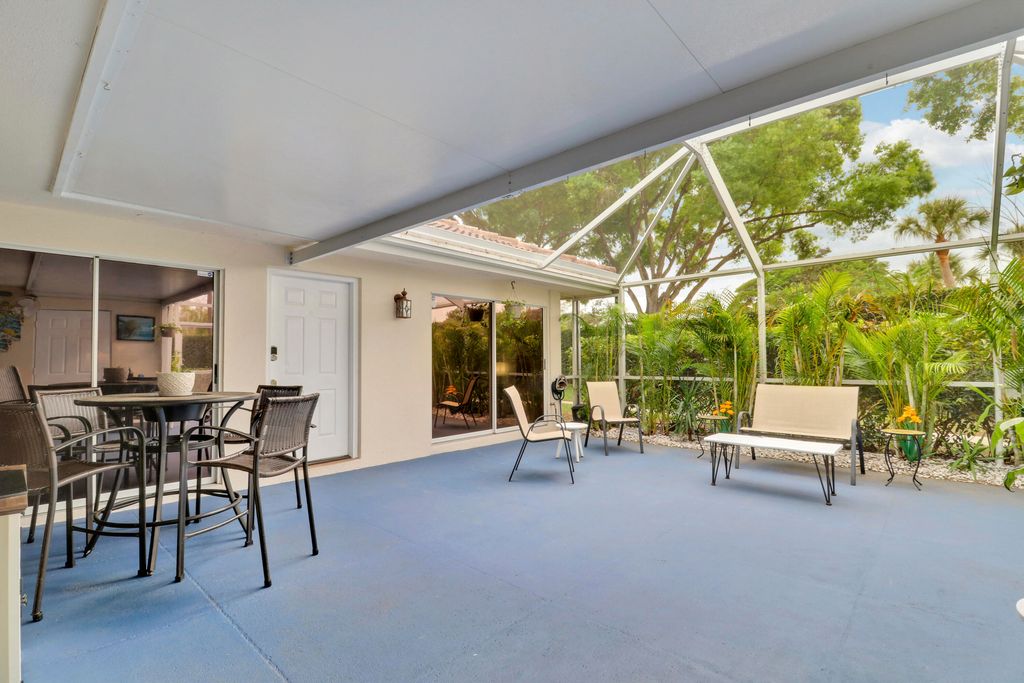 Photo of 9229 Sun Terrace Circle A Circle, Palm Beach Gardens, FL 33403 (MLS # B26001777)