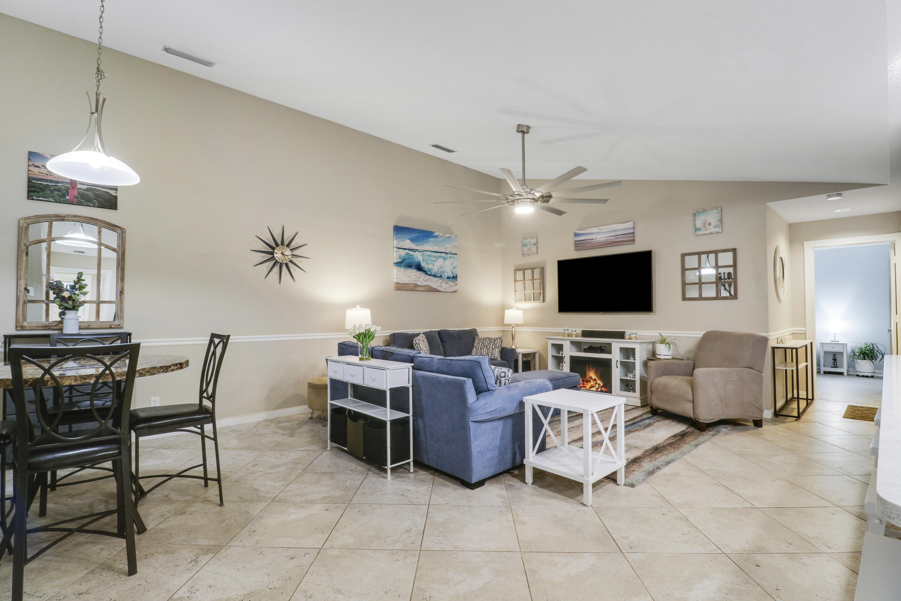 SUNTERRACE AT THE GARDENS - Residential