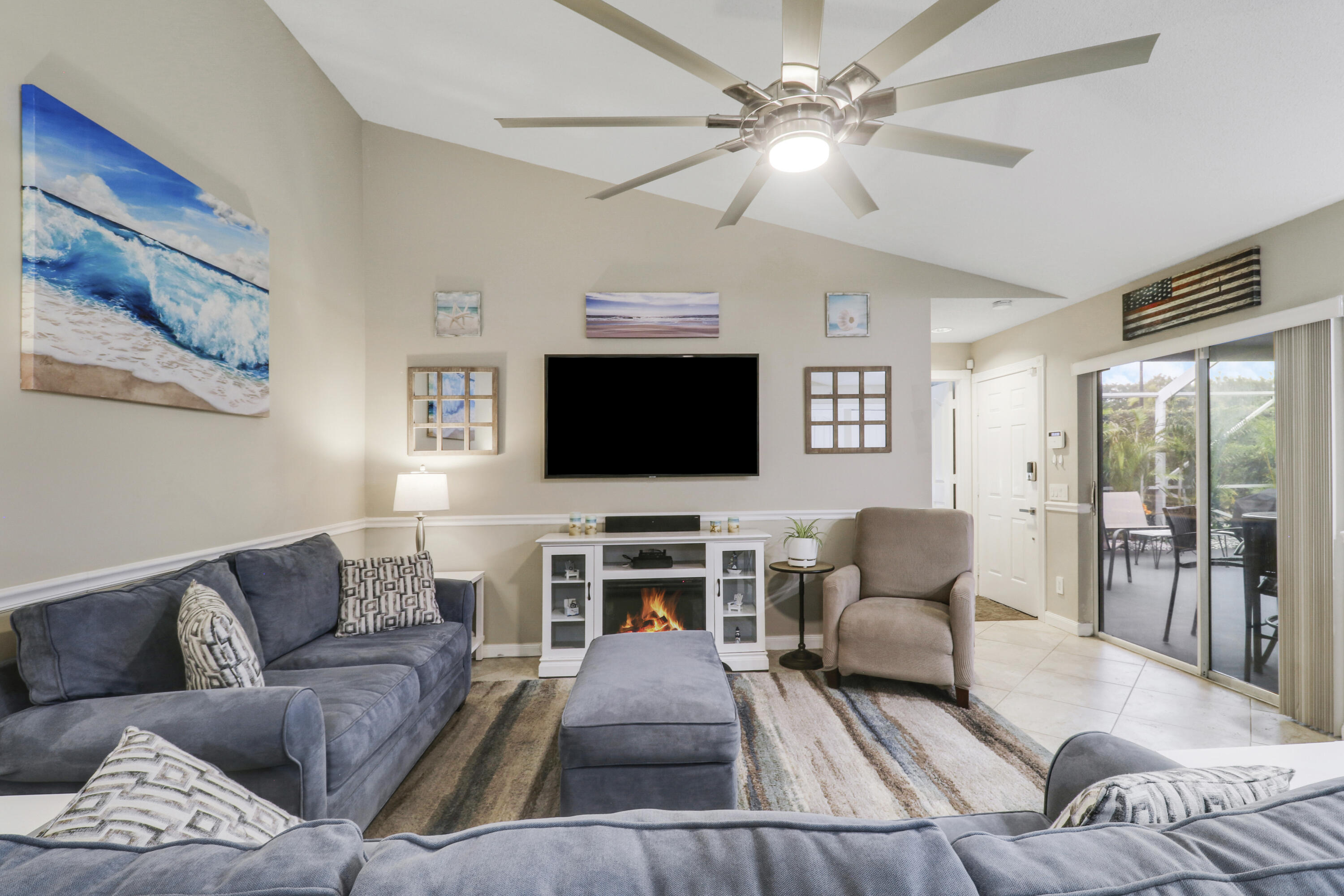 SUNTERRACE AT THE GARDENS - Residential