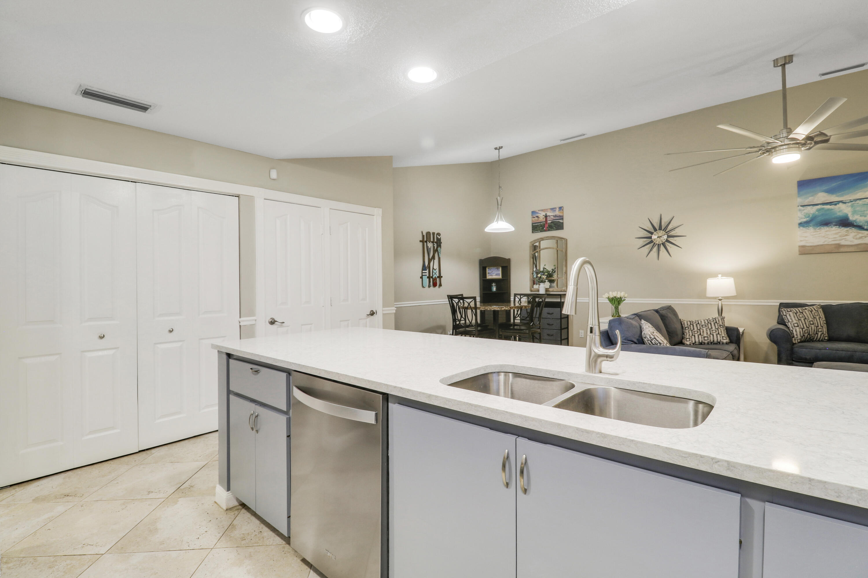 SUNTERRACE AT THE GARDENS - Residential