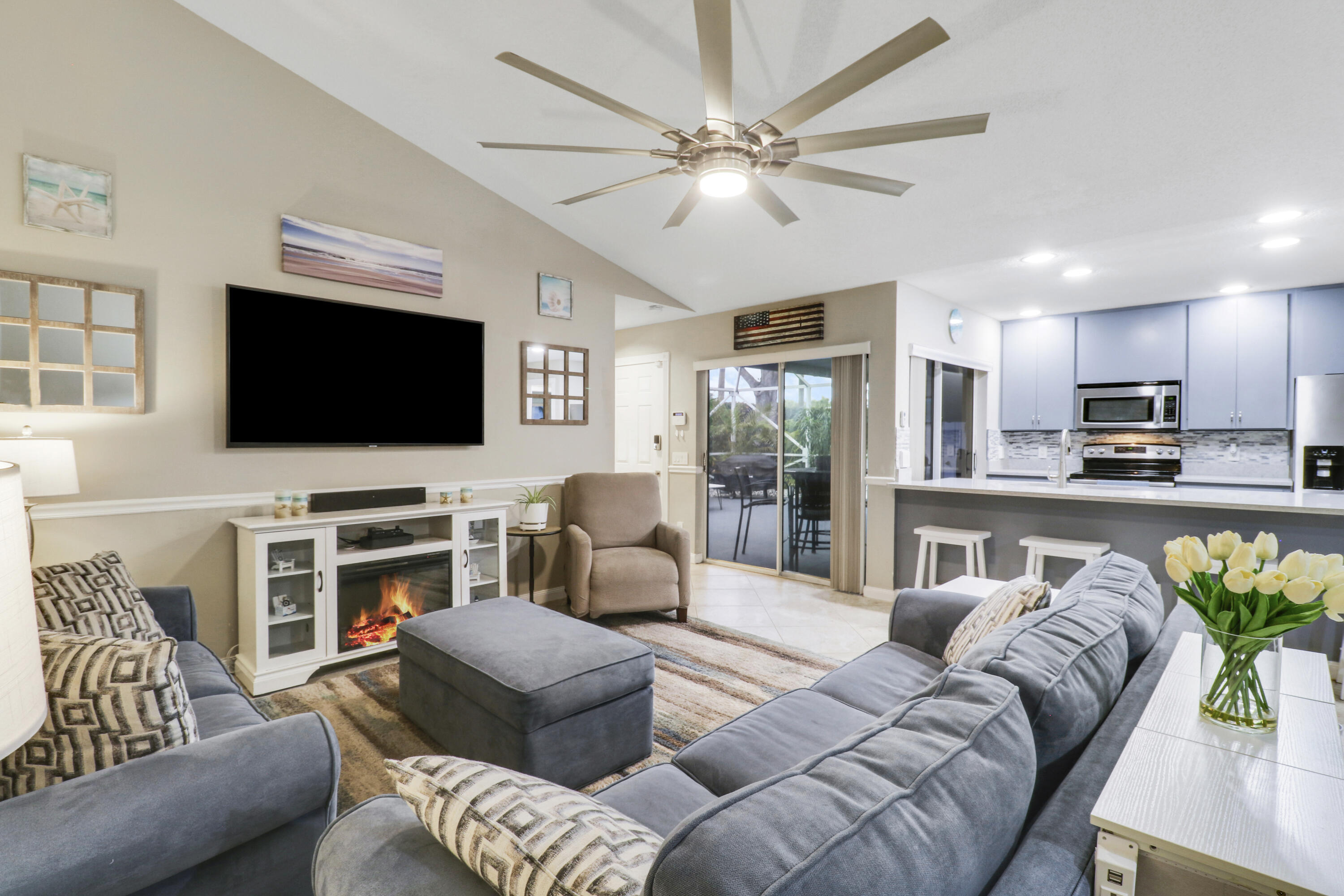 SUNTERRACE AT THE GARDENS - Residential