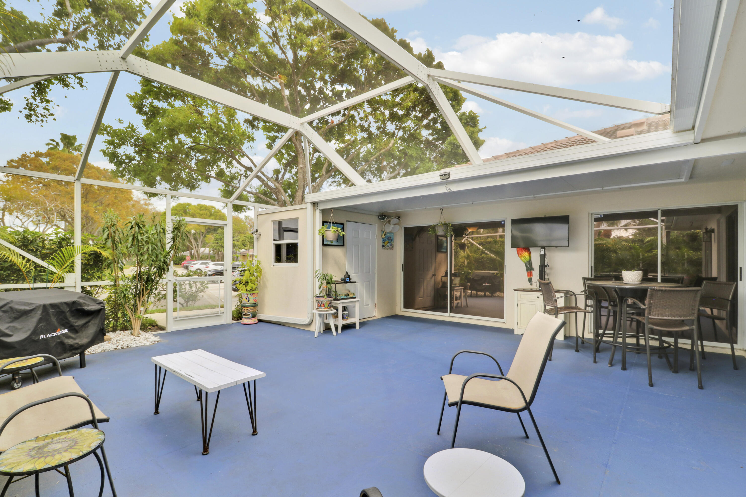 SUNTERRACE AT THE GARDENS - Residential