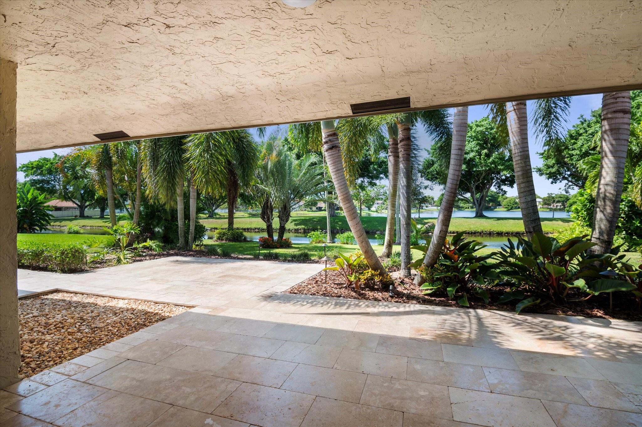 9700 NW 10th St