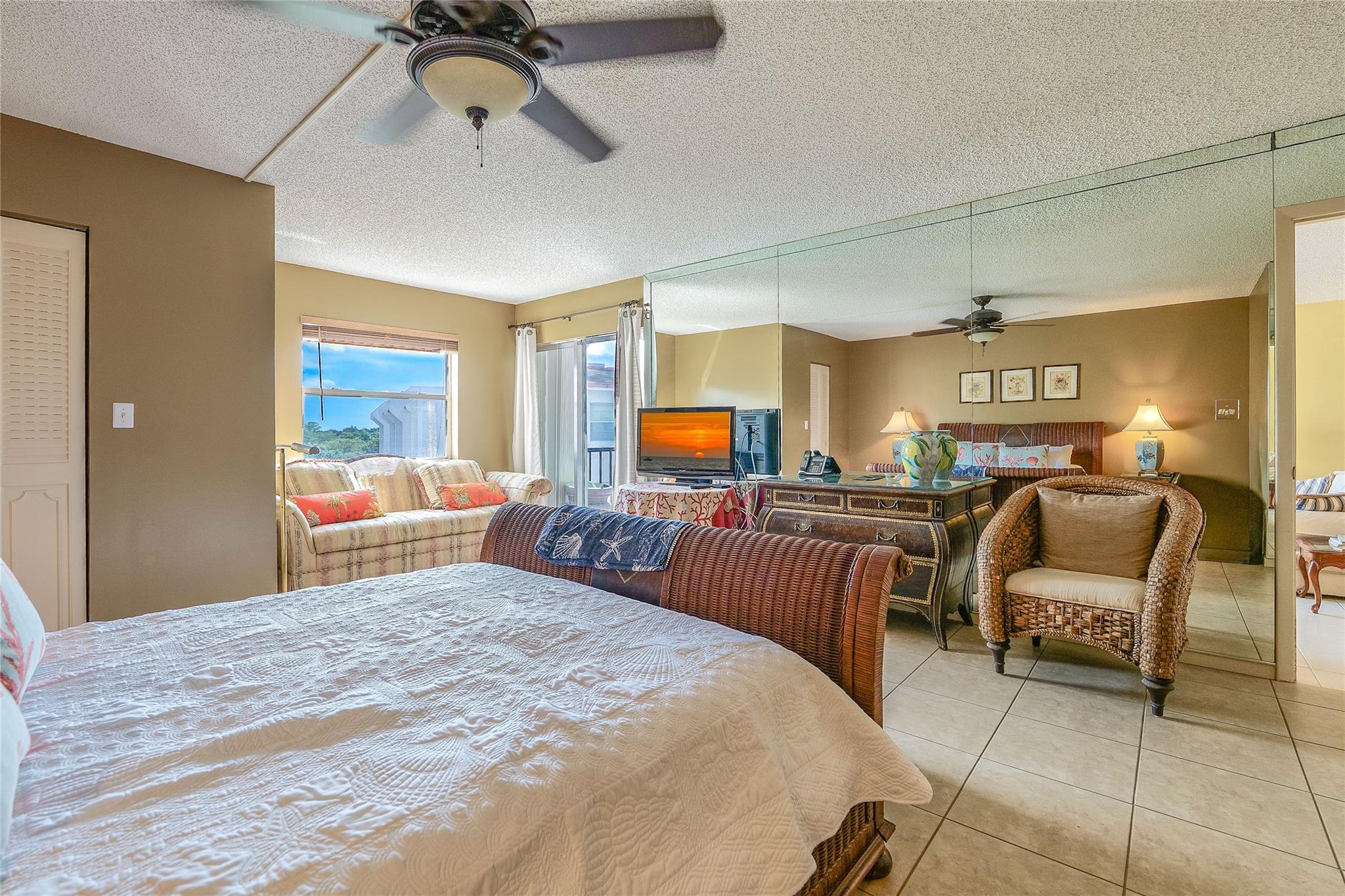 18th Hole - Residential