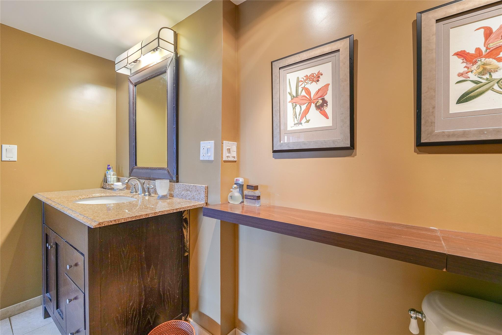 18th Hole - Residential