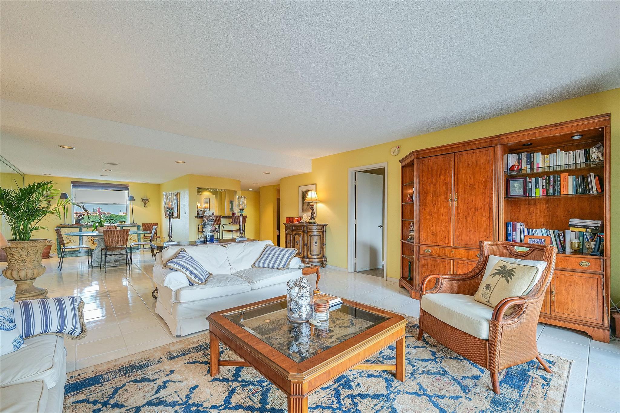 18th Hole - Residential