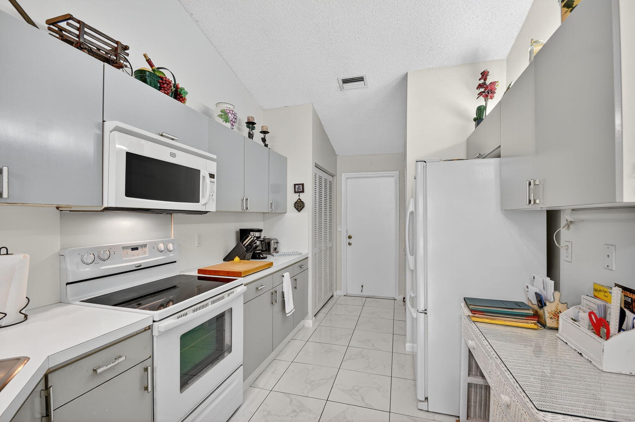 ASPEN RIDGE - Residential