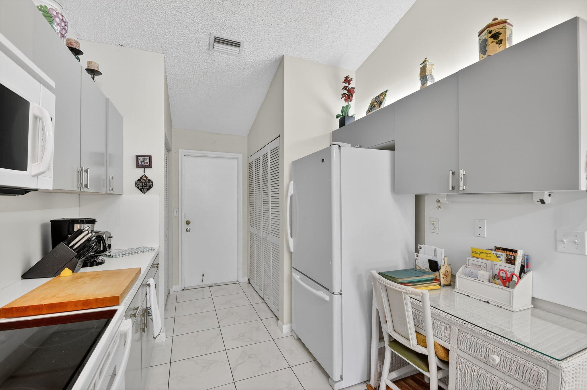 ASPEN RIDGE - Residential