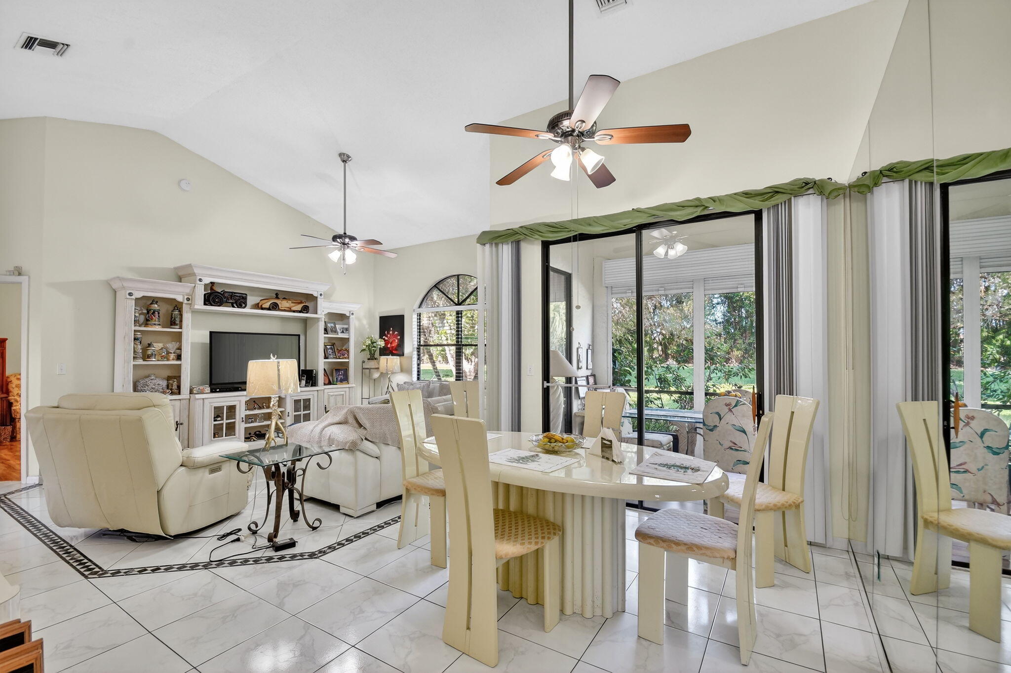 ASPEN RIDGE - Residential