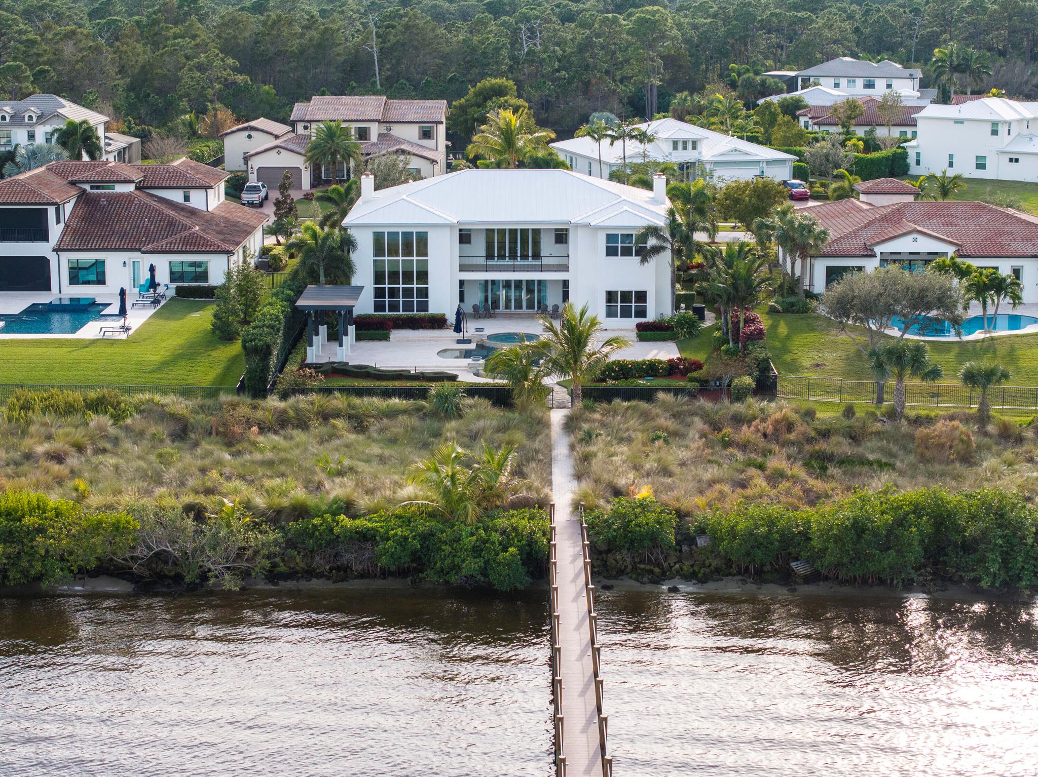 RIVERBEND - Residential