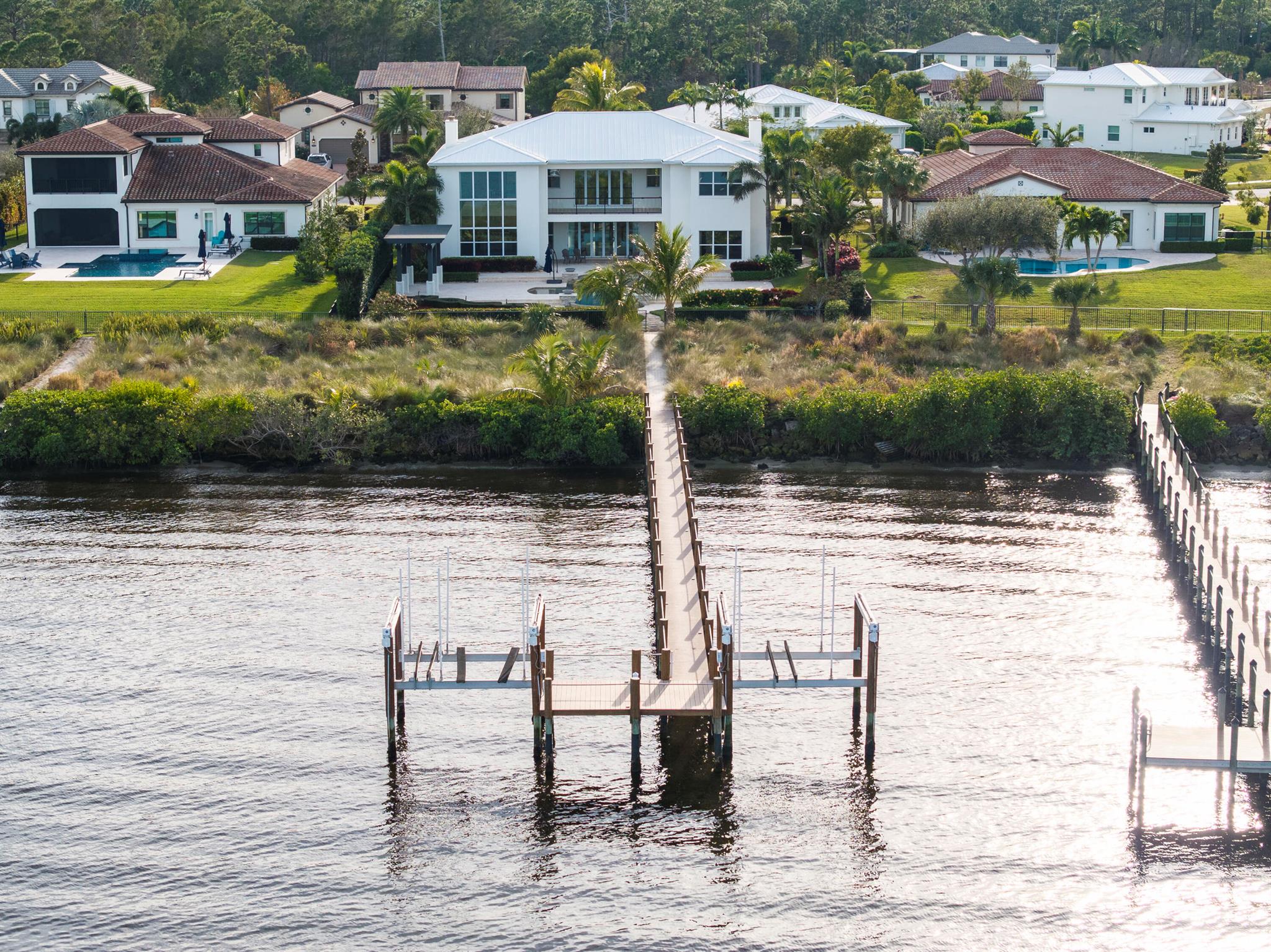 RIVERBEND - Residential