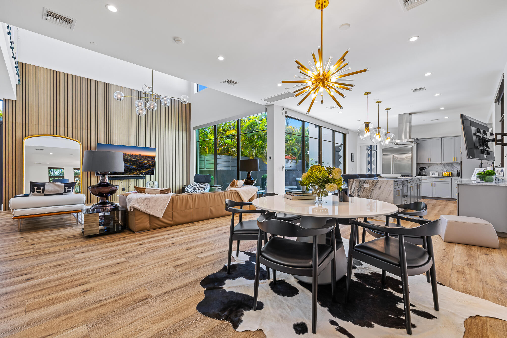 HOLMBERG & MC KEES - Residential