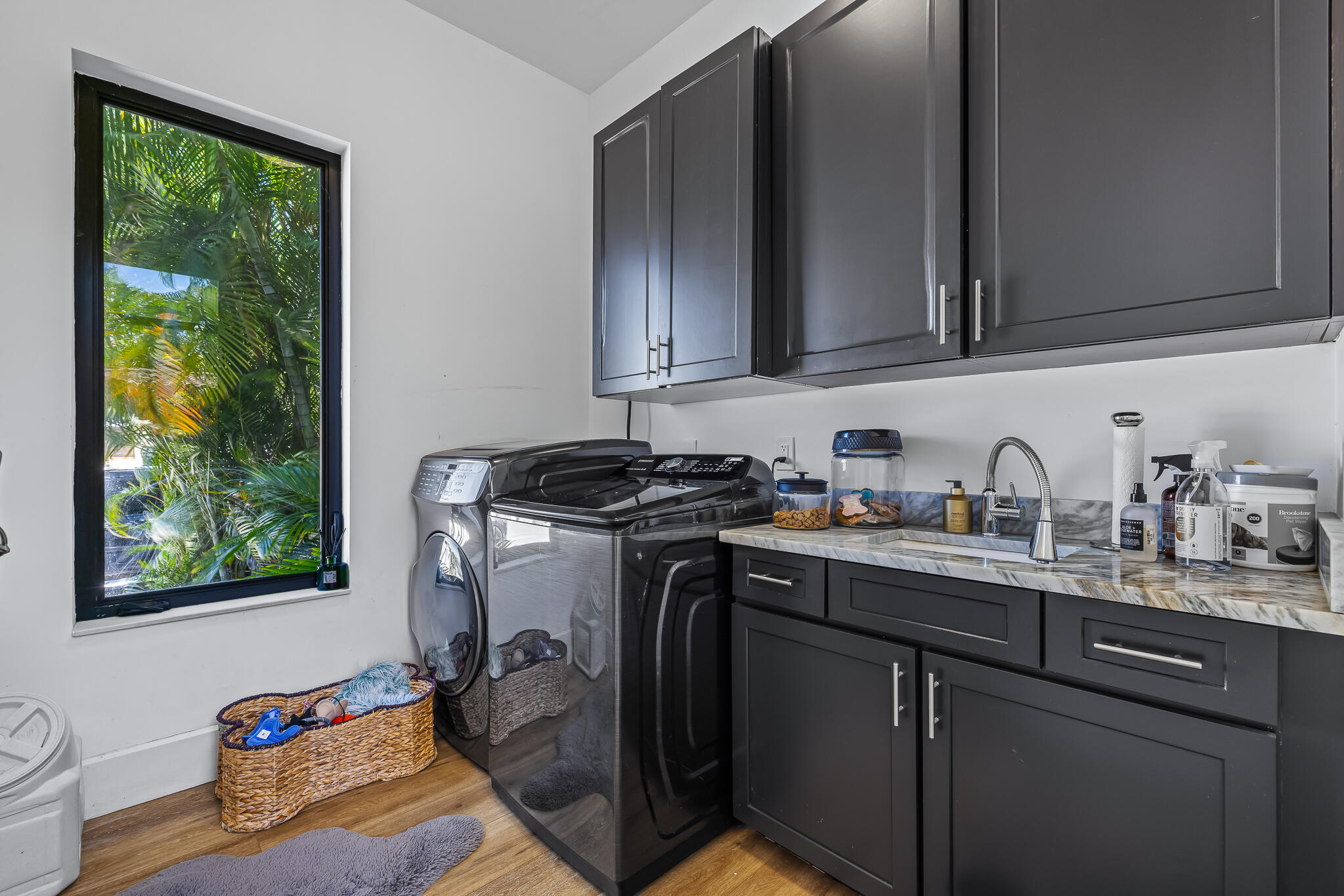 HOLMBERG & MC KEES - Residential