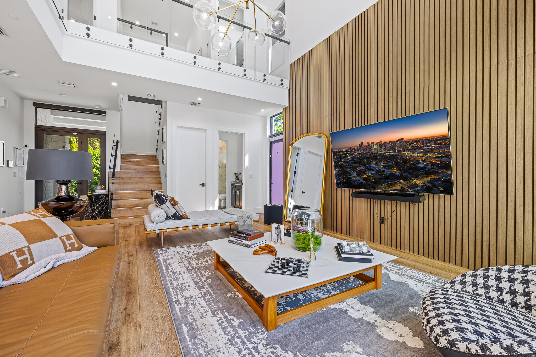 HOLMBERG & MC KEES - Residential