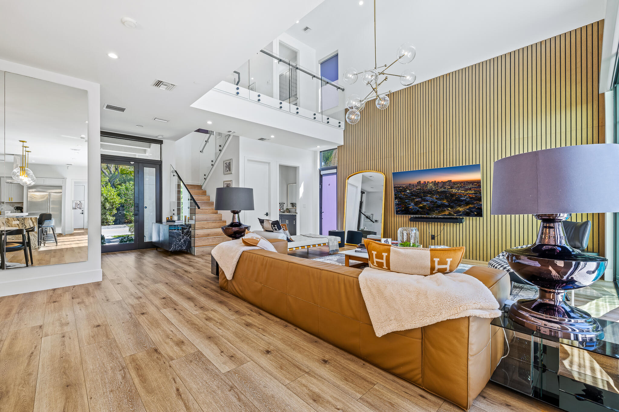 HOLMBERG & MC KEES - Residential