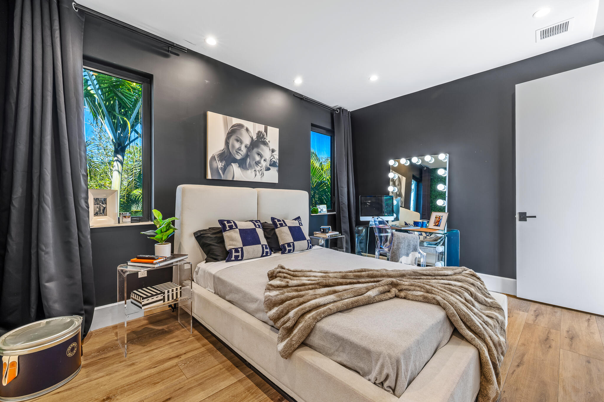 HOLMBERG & MC KEES - Residential