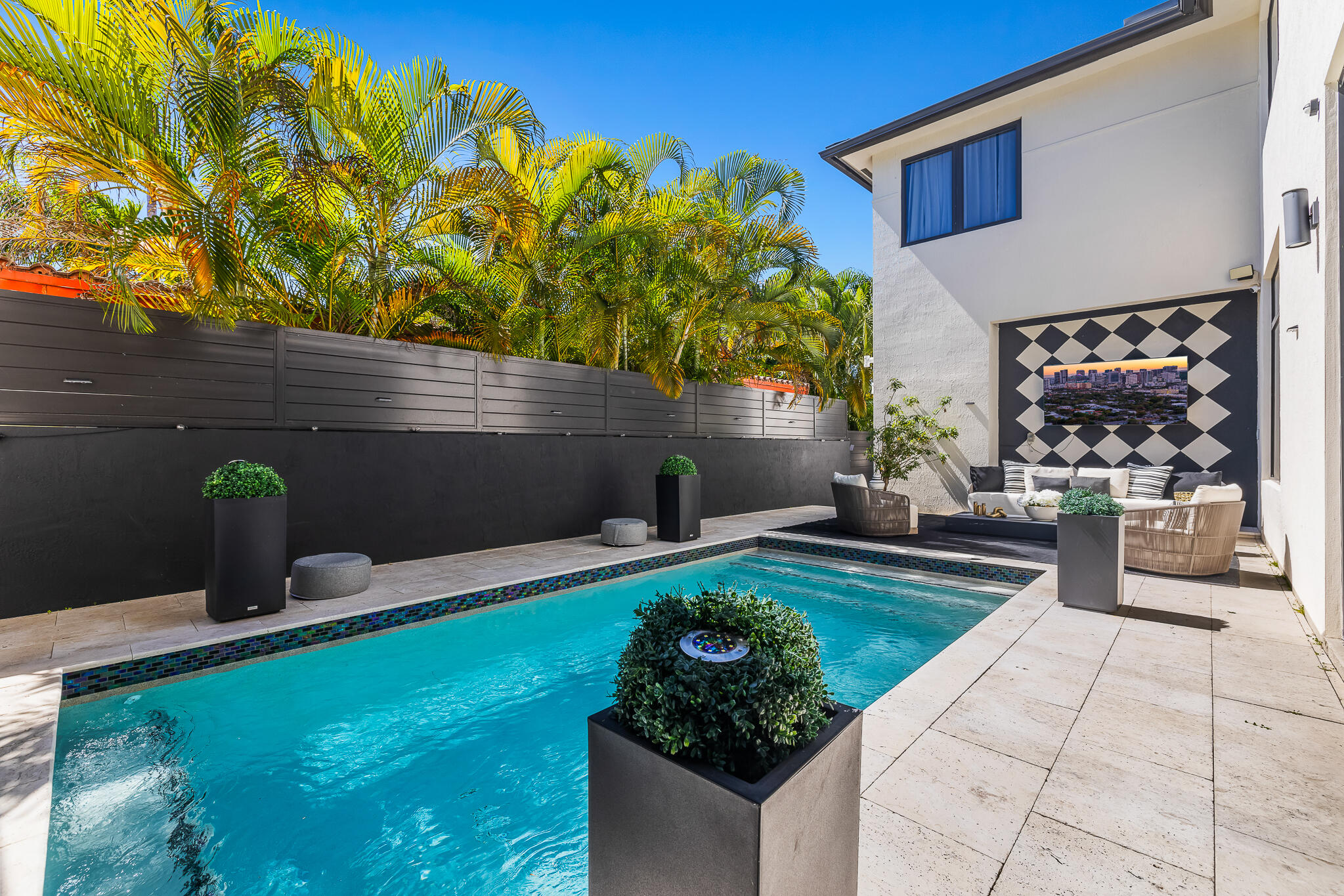 HOLMBERG & MC KEES - Residential