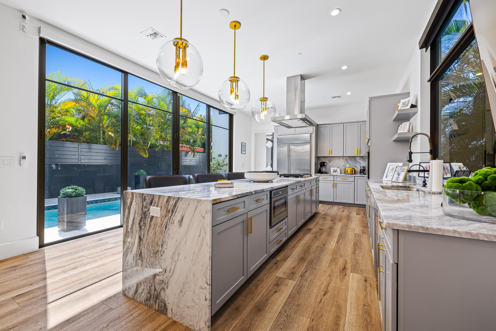 HOLMBERG & MC KEES - Residential