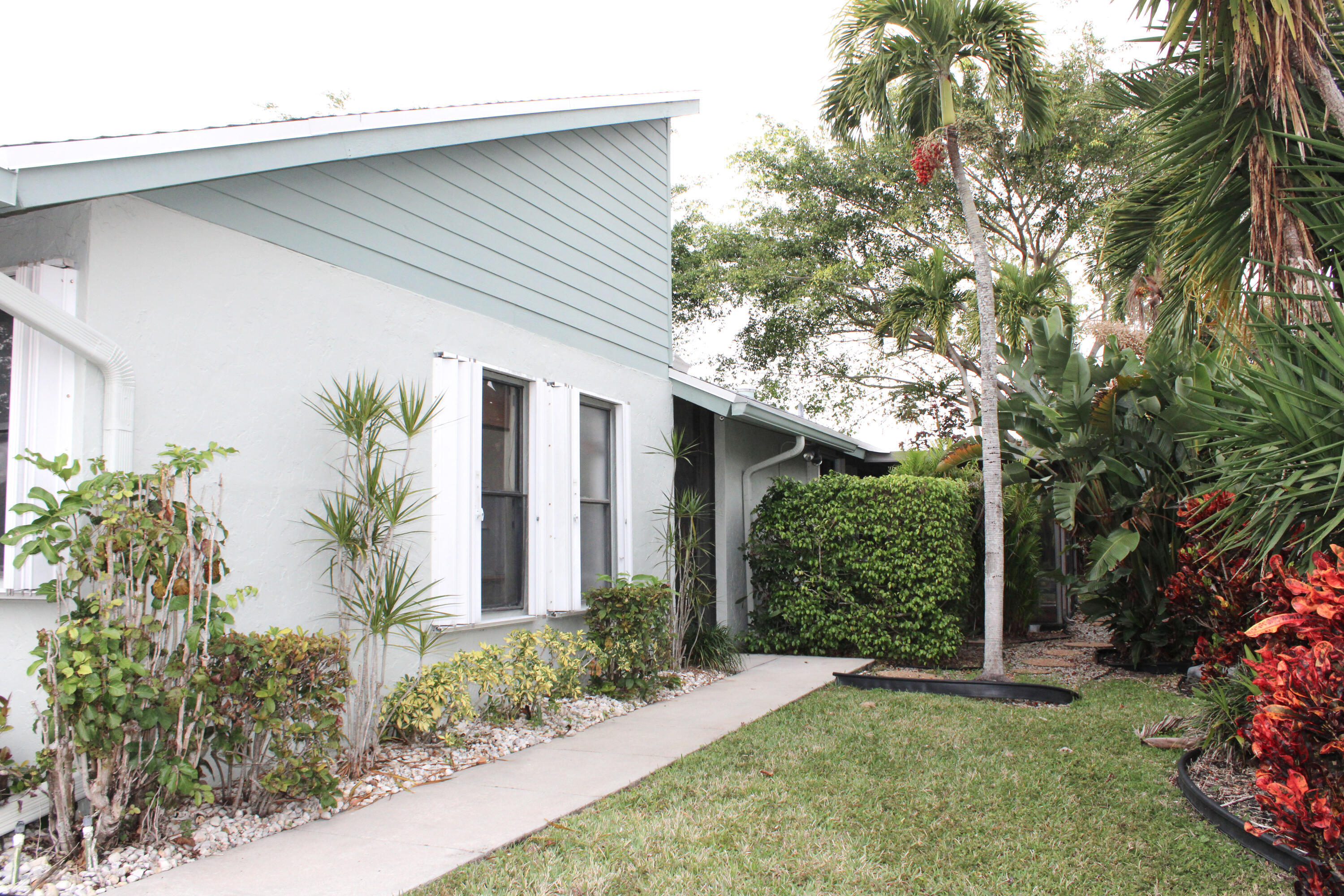 2583 NW 13th Street