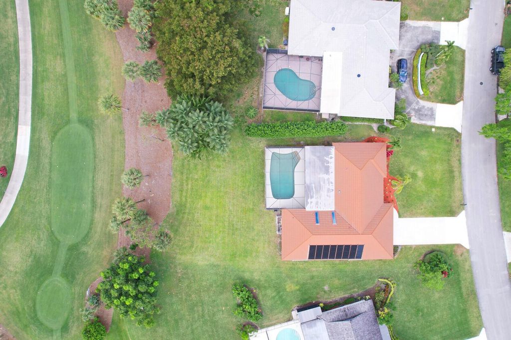 Photo of 4208 Hickory Drive, Palm Beach Gardens, FL 33418 (MLS # R10968740)