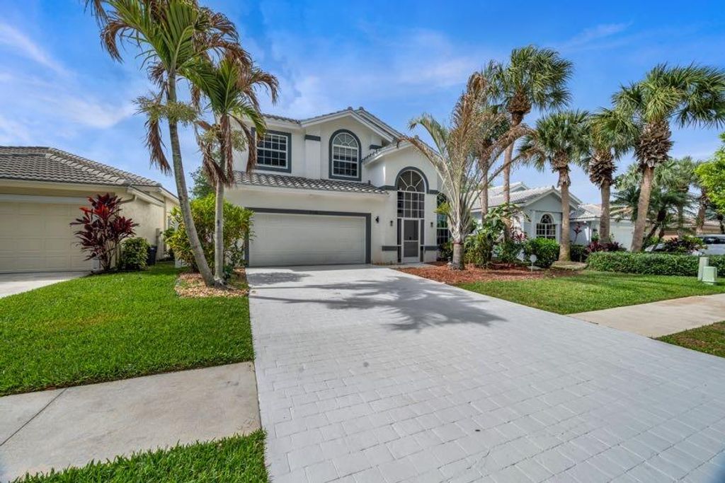 Photo of 4732 SE Mizner Place, Stuart, FL 34997 (MLS # B26014862)
