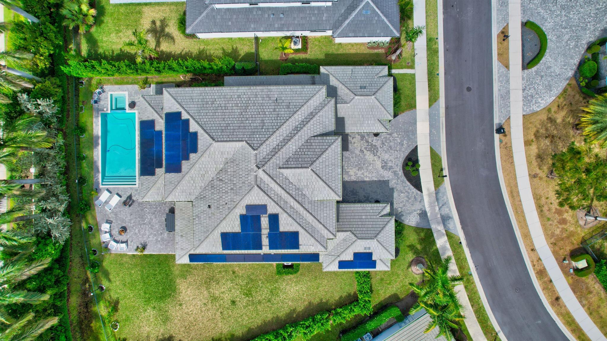 ROYAL PALM POLO - Residential