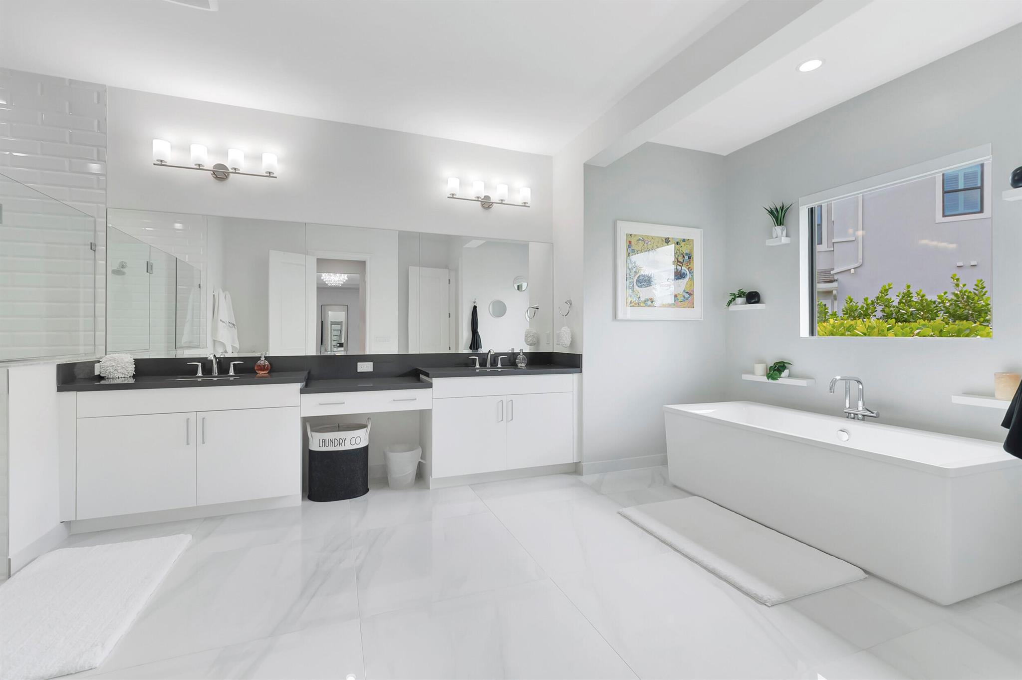 ROYAL PALM POLO - Residential