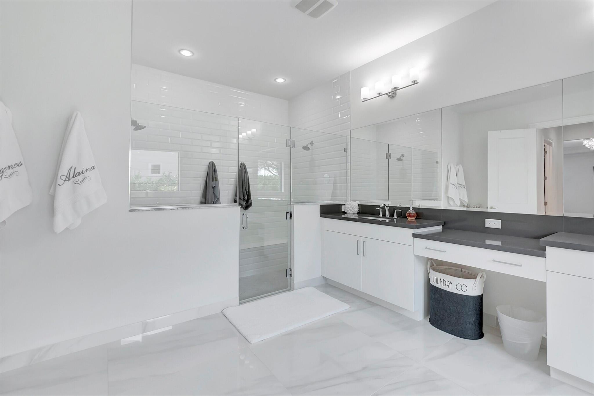 ROYAL PALM POLO - Residential